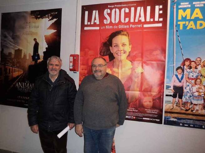 Guy Audibert, professeur de l&#039;EN3S à Saint Etienne, et Guy Daurat (à droite), vice-président de Ciné Tence.||||
