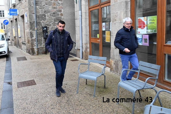 Damien Bayle, conseiller régional, et Michel Villemagne, maire de Saint-Agrève|||
