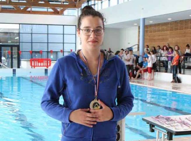 Manon Gimbert a remporté le combiné brasse.|Les nageurs à Issoire.||