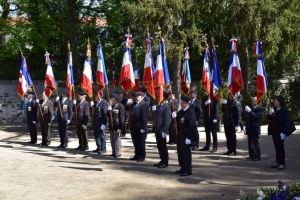 Devoir de mémoire pour l’école des porte-drapeaux du collège Saint-Louis au Puy