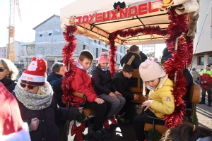 Beauzac : le coeur du village rythmé par le marché de Noël ce dimanche