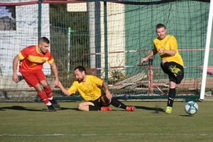 Football : Saint-Pal-de-Mons élimine Sainte-Sigolène en coupe dans le derby