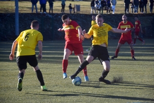 Football : Saint-Pal-de-Mons élimine Sainte-Sigolène en coupe dans le derby