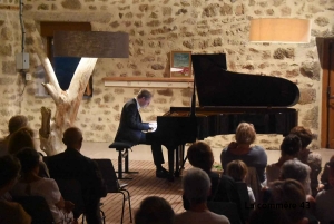 Le pianiste Nicolas Stavy ouvrira à nouveau le festival cet été||