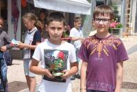 Yssingeaux : des écoliers revisitent le trophée de la Coupe du monde de foot