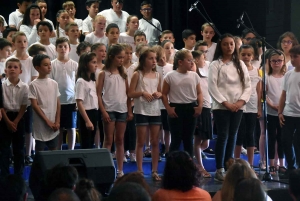 Monistrol-sur-Loire : 160 jeunes choristes sur la scène de la Capitelle