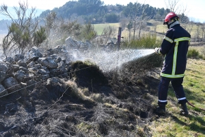 Un feu de végétation détruit 3 hectares à Laussonne