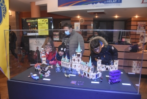 Le Puy-en-Velay : 600 écoliers se sont prêtés au jeu des constructions Lego sur le thème Harry Potter