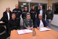 Sainte-Sigolène : une convention signée chez Granger Frères pour deux pompiers