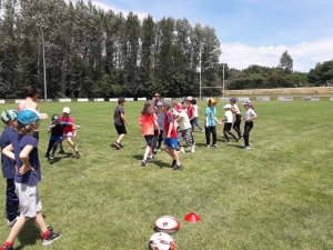 Tence : des écoliers se retrouvent au stade Jo Maso pour découvrir le rugby