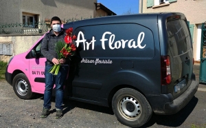 Loïc Ferrapie a repris Art Floral il y a dix ans.||