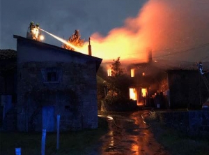 Le Cheylard : en se rendant sur un incendie, un camion de pompier se renverse