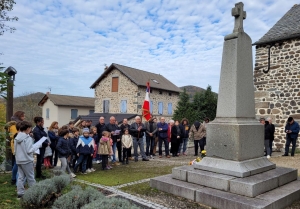 Saint-Julien-du-Pinet : la population bien présente à la cérémonie du 11-Novembre