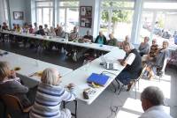 Chambon-sur-Lignon : une conférence sur le Collège Cévenol rassemble d&#039;anciens élèves