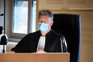 Féminicide de Lavalette : le procès s’est ouvert devant la cour d’assises de Haute-Loire