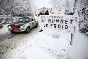 Rallye Monte-Carlo historique : comme au bon vieux temps à Saint-Bonnet-le-Froid