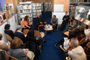 Monistrol-sur-Loire : des lecteurs à la rencontre de l&#039;auteur américain Mark SaFranko