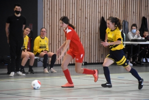 Futsal féminin : Retournac brille à domicile et se qualifie pour les demi-finales