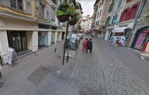 Le Puy-en-Velay : les caméras de surveillance permettent d'identifier rapidement deux voleurs de parfums