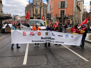 Au Puy-en-Velay, la manifestation contre la réforme des retraites s’élance