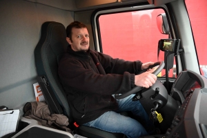 Le transporteur Archer teste un camion électrique pour ses livraisons à Yssingeaux