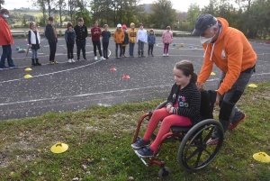 Mazet-Saint-Voy : un parcours sensoriel pour appréhender les notions de situation de handicap