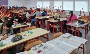 Sainte-Sigolène : des collégiens profitent des vacances pour réviser les maths
