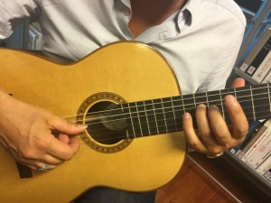 Le Mazet en pince pour la guitare