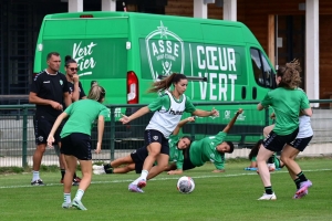 Le Chambon-sur-Lignon : les footballeuses de l&#039;ASSE en stage