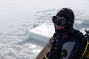 Une plongée sous la glace du lac du Bouchet