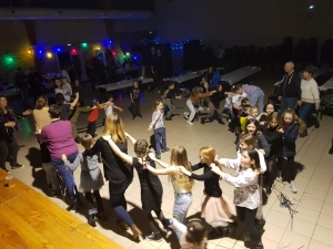 Sainte-Sigolène : Têtard Ville fait danser 150 enfants