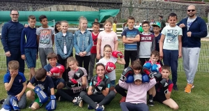 Puy-en-Velay : les écoliers découvrent la boxe française