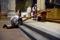 Sainte-Sigolène : la procession des pénitents blancs en images