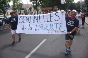 La mobilisation prend de l&#039;ampleur en Haute-Loire contre le pass sanitaire