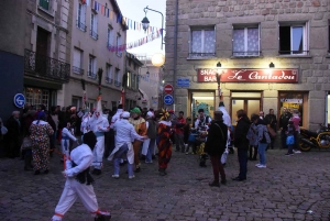 Saint-Didier-en-Velay : le Jeudi des Sales, c&#039;est du propre (vidéo)