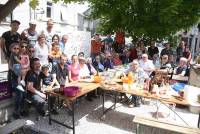 Yssingeaux : les voisins du quartier Seignecroze se retrouvent sur la place rénovée