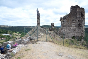 Retournac : le site du château d&#039;Artias de retour au temps du Moyen-Âge