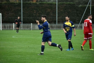 Foot : Sucs et Lignon s&#039;offre le premier derby contre Retournac en Régional 2