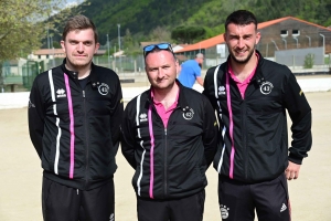 Une triplette du Puy Pétanque championne de Haute-Loire au jeu provençal