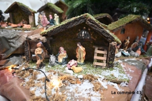Jouets et décorations de Noël : la grande vente d&#039;Imagin&#039; à prix de gros vous tend les bras à Saint-Pal-de-Mons