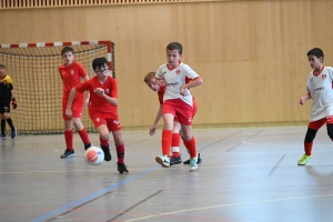 Monistrol-sur-Loire : Bas-en-Basset (U12) et Loire Mézenc (U13) s&#039;adjugent le tournoi futsal