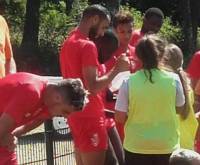 Le Chambon-sur-Lignon : les jeunes footballeurs s&#039;entraînent avec les pros de Nîmes