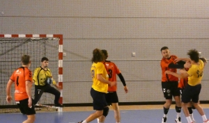 Handball : Le Puy-Chadrac s&#039;offre le leader en étrenne