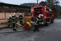 Dunières : les pompiers anticipent les interventions dans les scieries et les menuiseries