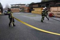 Dunières : les pompiers anticipent les interventions dans les scieries et les menuiseries
