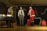 Chambon-sur-Lignon : l&#039;Ama Théâtre a rejoué &quot;Le Père Noël est une ordure&quot;