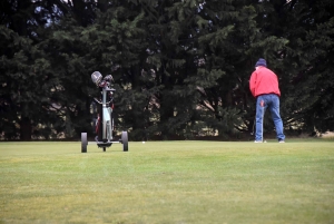 Des initiations de golf gratuites au Chambon et Le Puy pour les seniors néophytes
