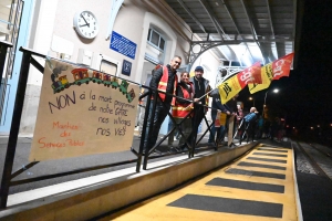Une bonne nouvelle à Retournac : la gare et son guichet resteront ouverts (vidéo)