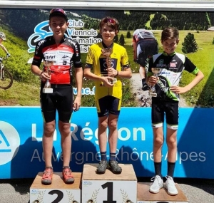 Cyclisme : Cécile Caillot l&#039;emporte à Martin de Boisy