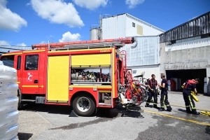 Saint-Pal-de-Mons : de gros moyens envoyés après un début d&#039;incendie dans une usine de plastique